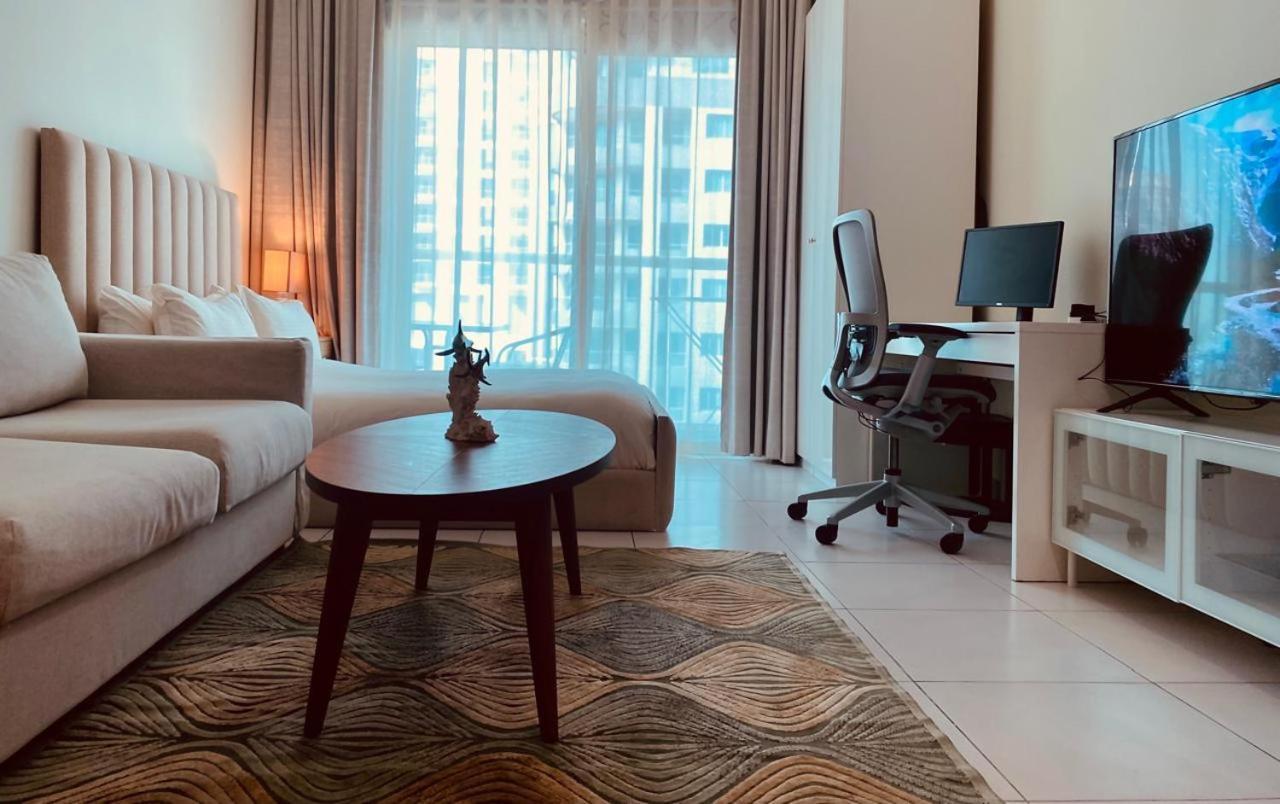 Full Sea View With Balcony - Studio Apartment - 10 Min To Jbr - Dubai Exterior photo
